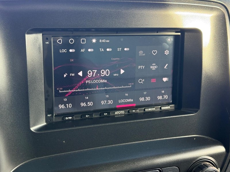 Chevrolet Silverado 1500 Vehicle Full-screen Gallery Image 16