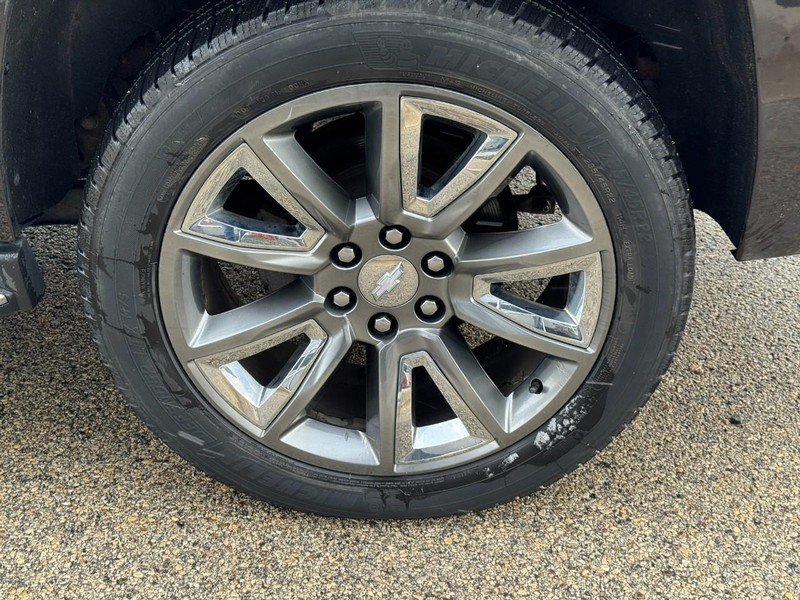 Chevrolet Tahoe Vehicle Full-screen Gallery Image 07