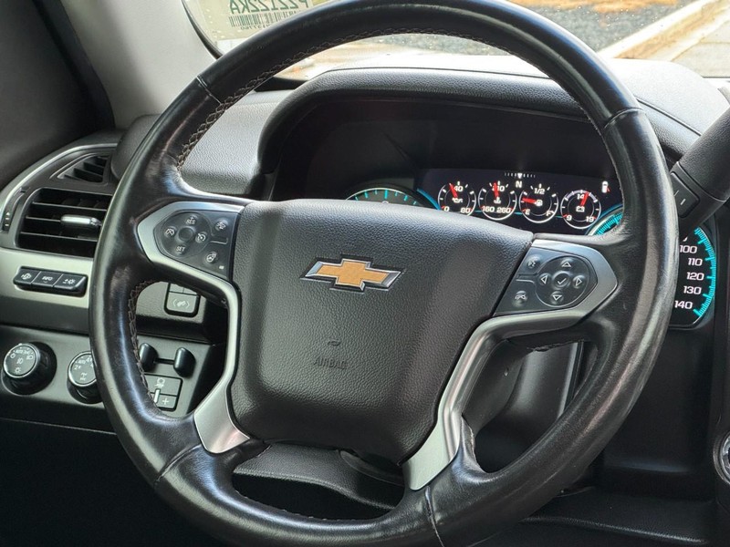Chevrolet Tahoe Vehicle Full-screen Gallery Image 13