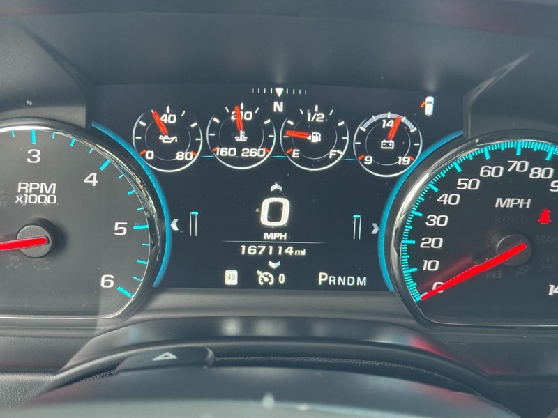 Chevrolet Tahoe Vehicle Full-screen Gallery Image 22