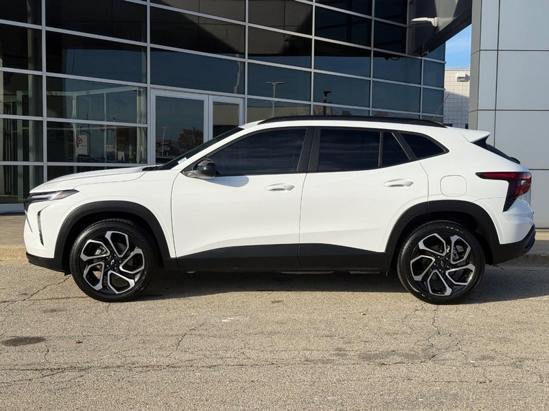 Chevrolet Trax Vehicle Full-screen Gallery Image 07