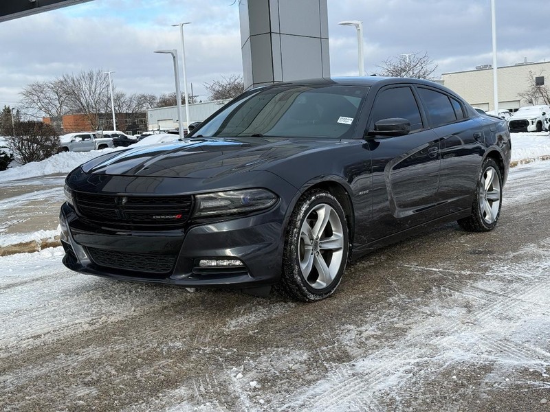 Dodge Charger Vehicle Full-screen Gallery Image 07