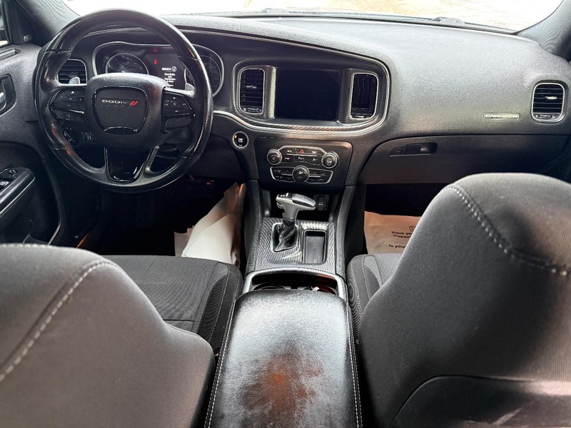 Dodge Charger Vehicle Full-screen Gallery Image 13