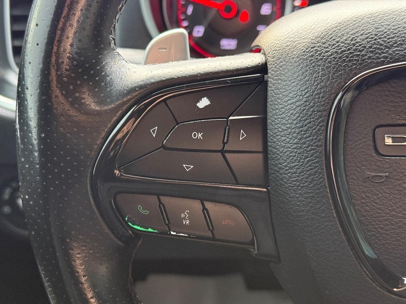 Dodge Charger Vehicle Full-screen Gallery Image 20