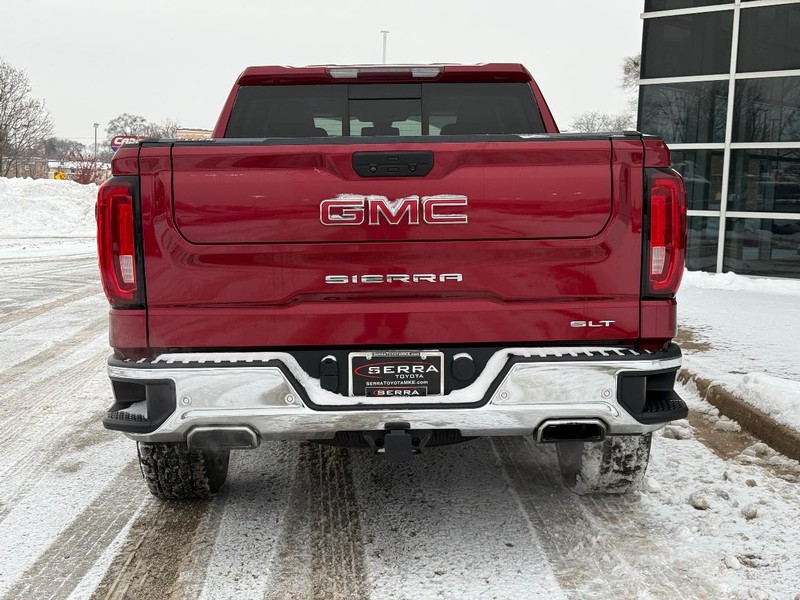 GMC Sierra 1500 Vehicle Full-screen Gallery Image 04