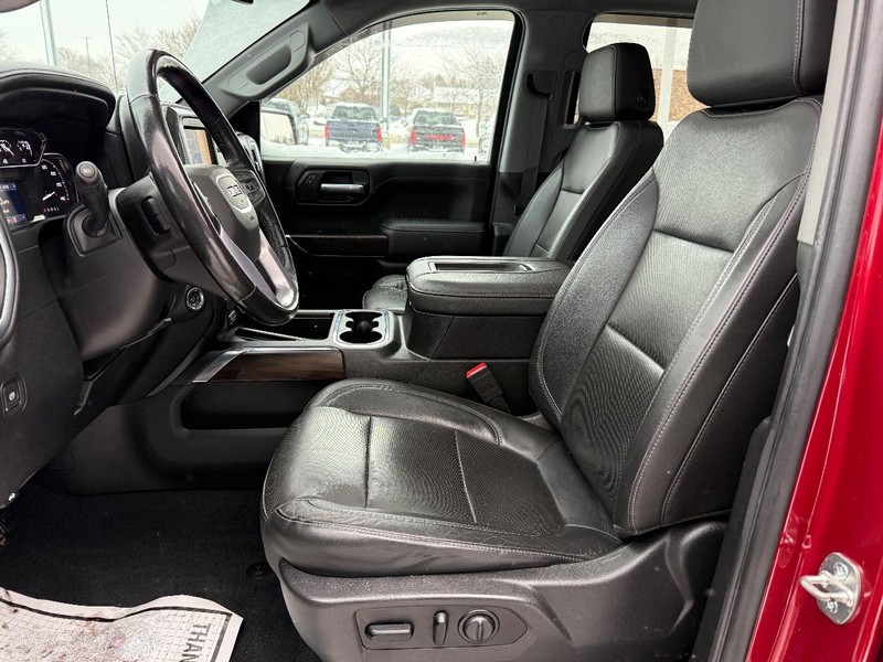 GMC Sierra 1500 Vehicle Full-screen Gallery Image 16