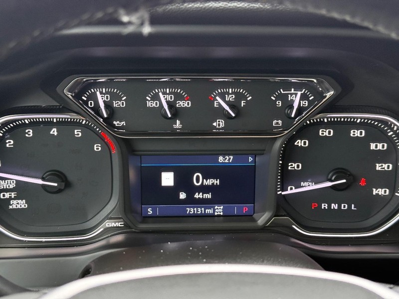 GMC Sierra 1500 Vehicle Full-screen Gallery Image 22