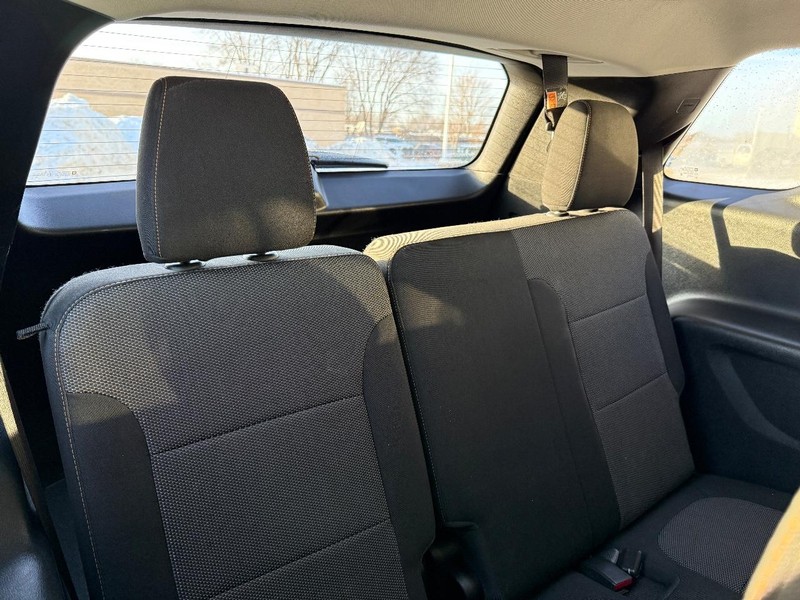 Chevrolet Traverse Vehicle Full-screen Gallery Image 12