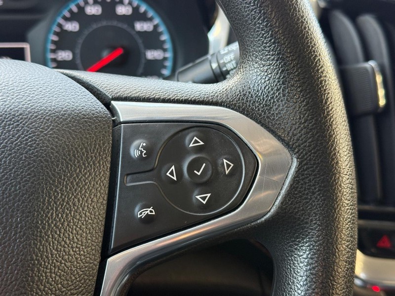 Chevrolet Traverse Vehicle Full-screen Gallery Image 21