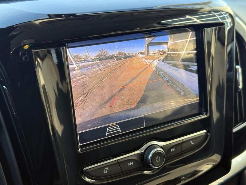 Chevrolet Traverse Vehicle Full-screen Gallery Image 24