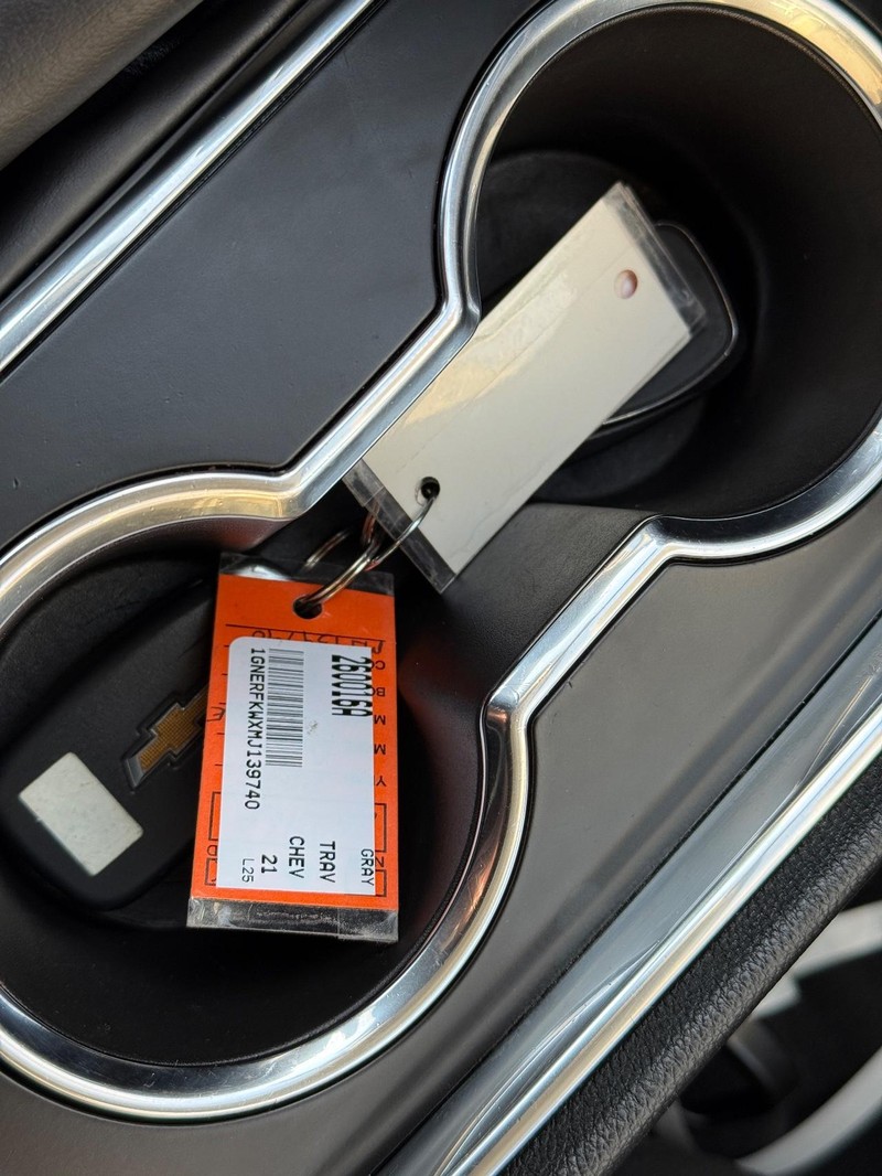 Chevrolet Traverse Vehicle Full-screen Gallery Image 31