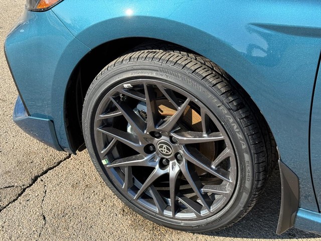 2026 Toyota Camry XSE - Photo 9