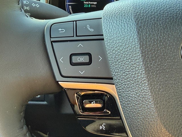 2026 Toyota Camry XSE - Photo 19