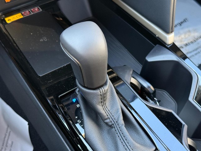 2026 Toyota Camry XSE - Photo 25