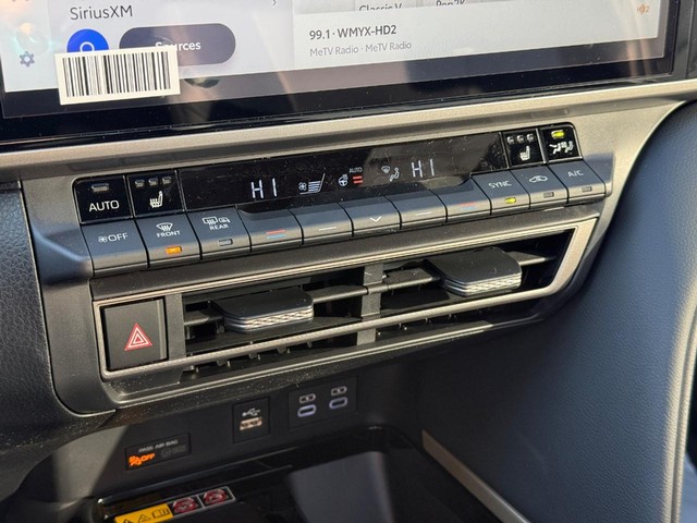 2026 Toyota Camry XSE - Photo 27