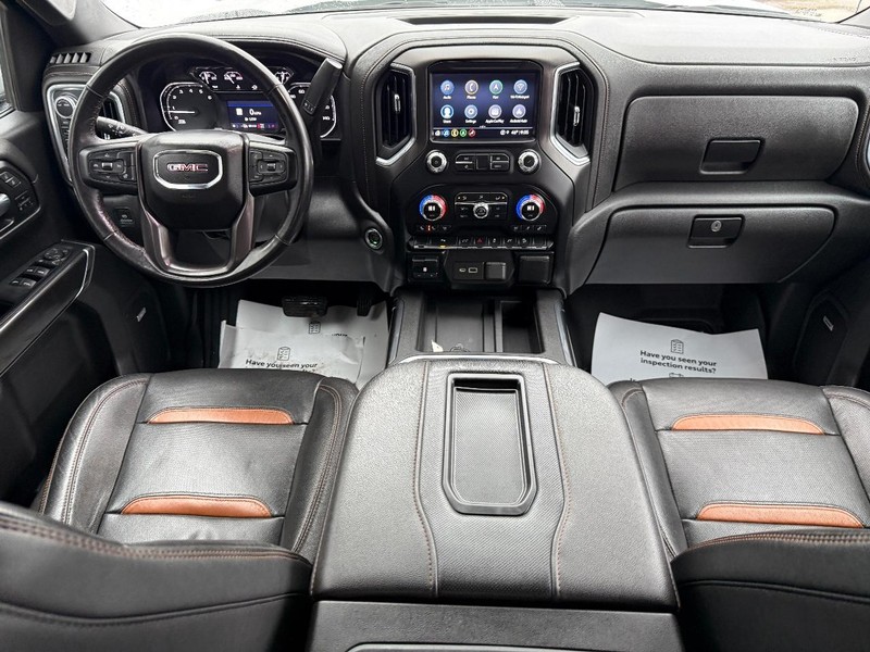 GMC Sierra 1500 Limited Vehicle Full-screen Gallery Image 13