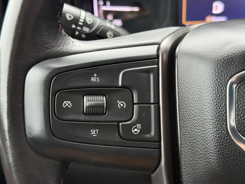 GMC Sierra 1500 Limited Vehicle Full-screen Gallery Image 20