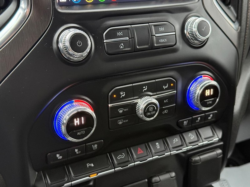GMC Sierra 1500 Limited Vehicle Full-screen Gallery Image 27
