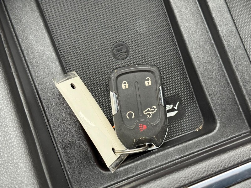 GMC Sierra 1500 Limited Vehicle Full-screen Gallery Image 30