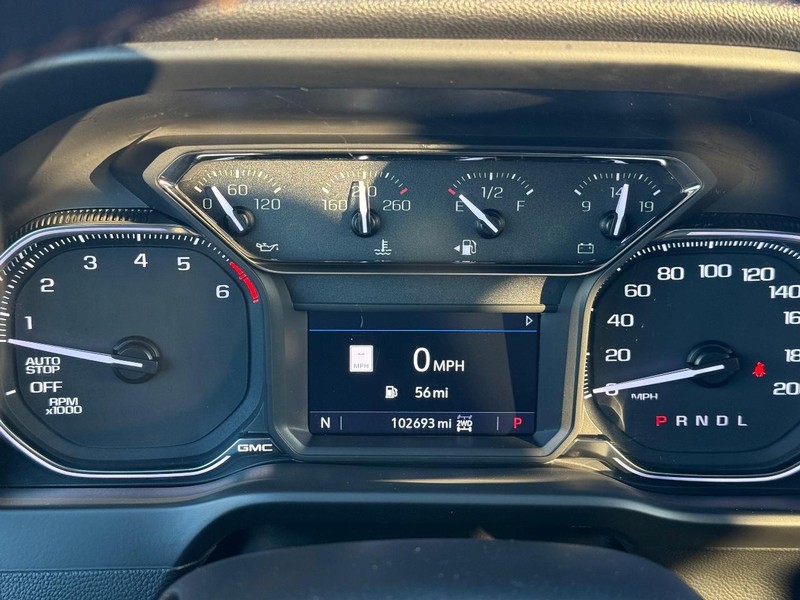 GMC Sierra 1500 Vehicle Full-screen Gallery Image 17