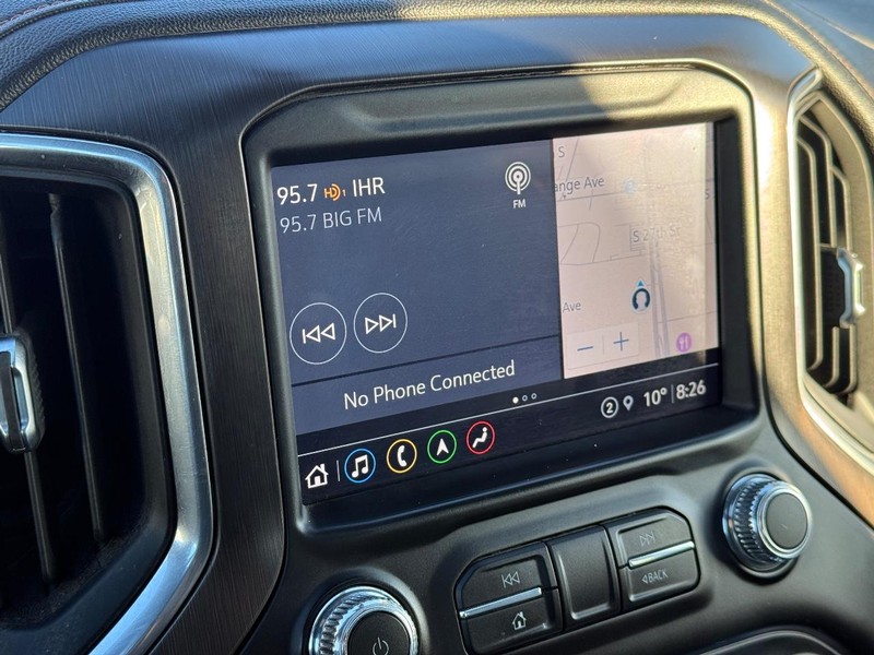 GMC Sierra 1500 Vehicle Full-screen Gallery Image 18