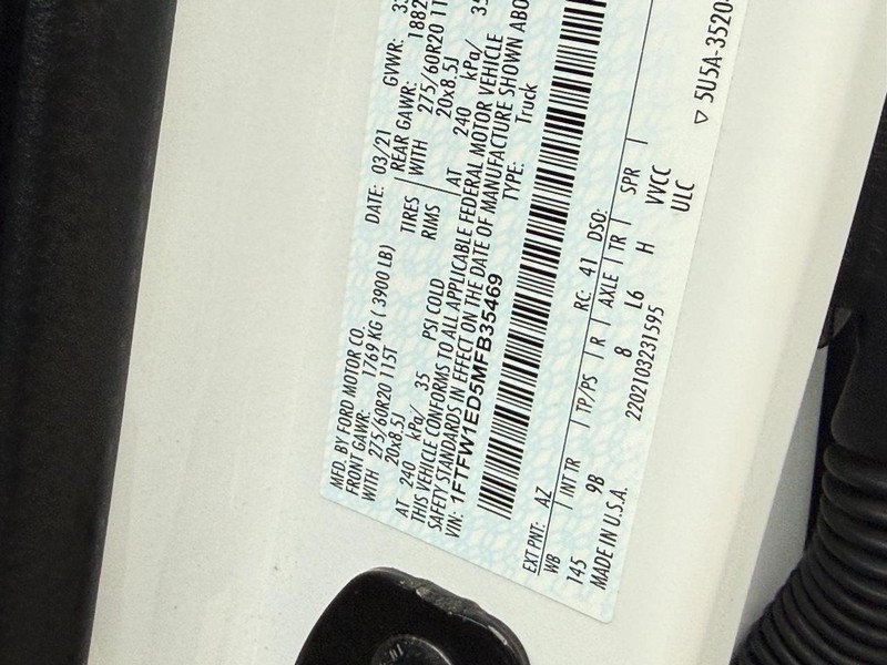 Ford F-150 Vehicle Full-screen Gallery Image 32