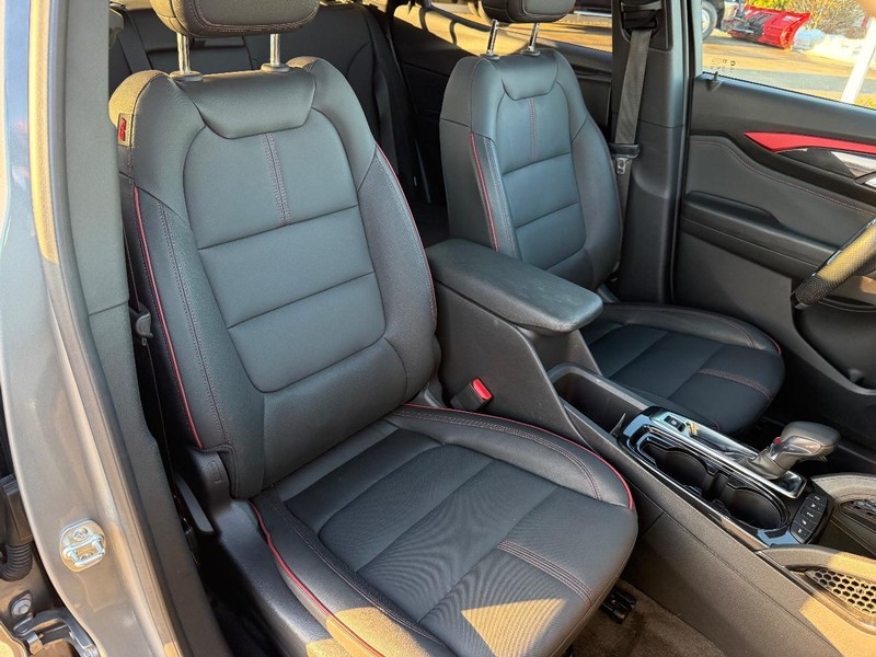 Chevrolet TrailBlazer Vehicle Full-screen Gallery Image 11