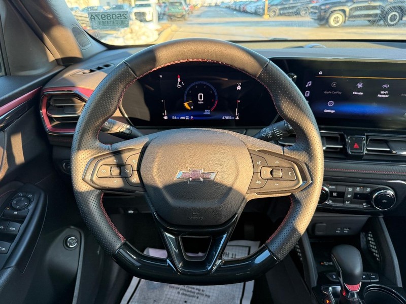 Chevrolet TrailBlazer Vehicle Full-screen Gallery Image 14