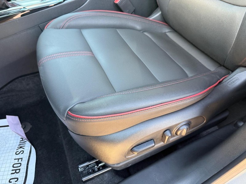 Chevrolet TrailBlazer Vehicle Full-screen Gallery Image 17