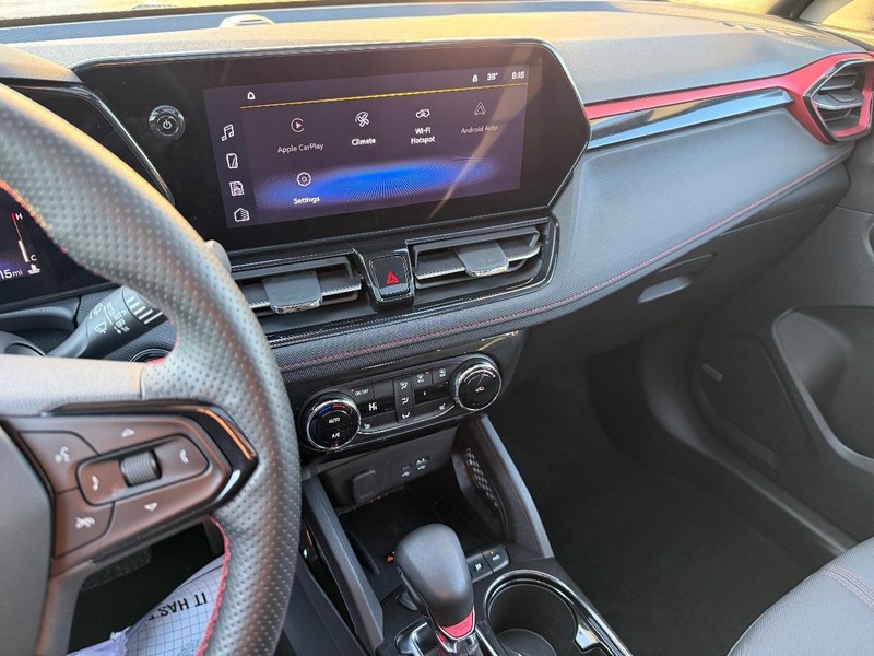 Chevrolet TrailBlazer Vehicle Full-screen Gallery Image 25