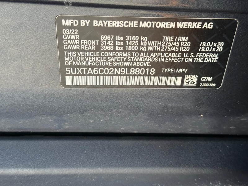 BMW X5 Vehicle Full-screen Gallery Image 32