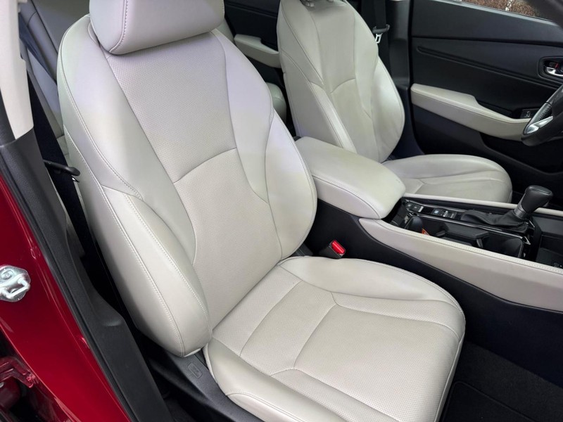 Honda Accord Hybrid Vehicle Full-screen Gallery Image 11