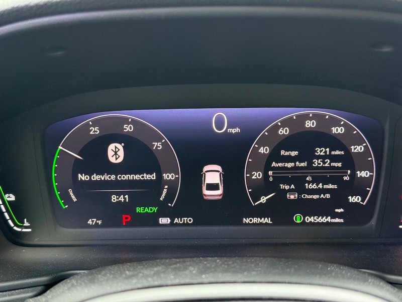 Honda Accord Hybrid Vehicle Full-screen Gallery Image 22