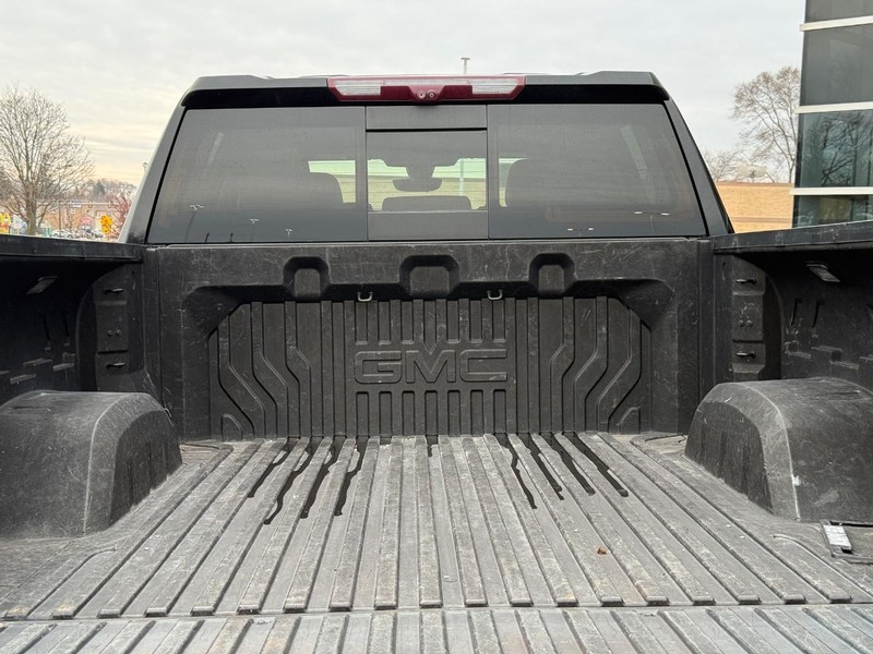 GMC Sierra 1500 Vehicle Full-screen Gallery Image 09
