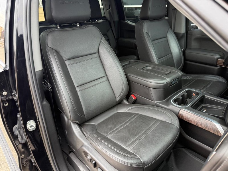 GMC Sierra 1500 Vehicle Full-screen Gallery Image 11