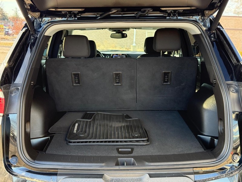 Chevrolet Blazer Vehicle Full-screen Gallery Image 09