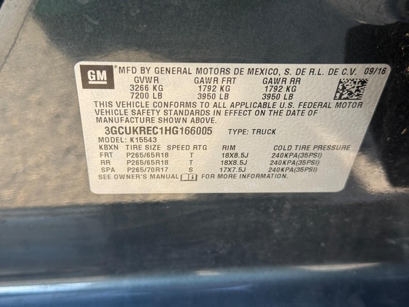 Chevrolet Silverado 1500 Vehicle Full-screen Gallery Image 30