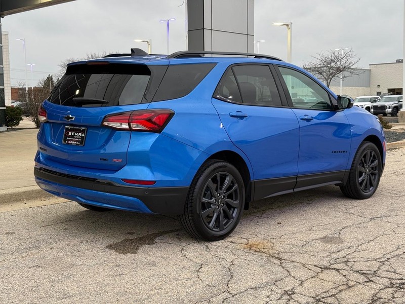 Chevrolet Equinox Vehicle Full-screen Gallery Image 03