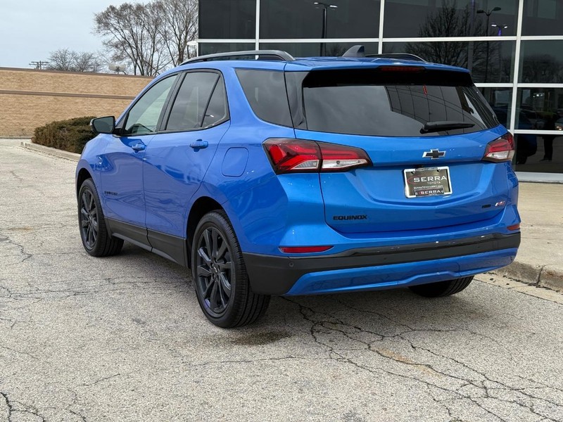 Chevrolet Equinox Vehicle Full-screen Gallery Image 05