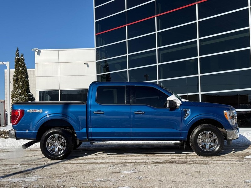 Ford F-150 Vehicle Full-screen Gallery Image 02