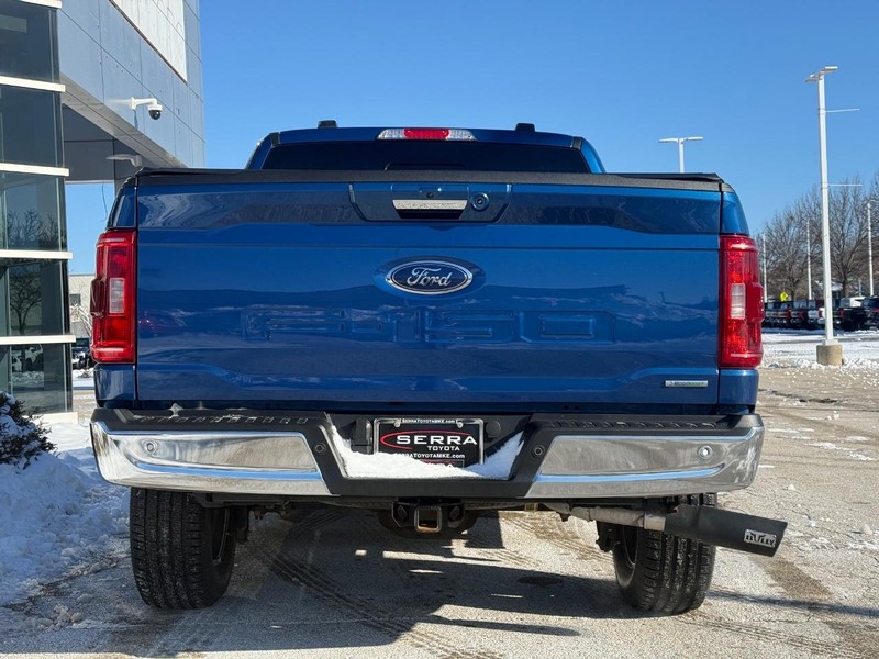Ford F-150 Vehicle Full-screen Gallery Image 04