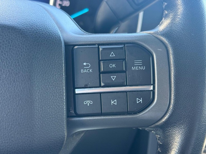 Ford F-150 Vehicle Full-screen Gallery Image 14