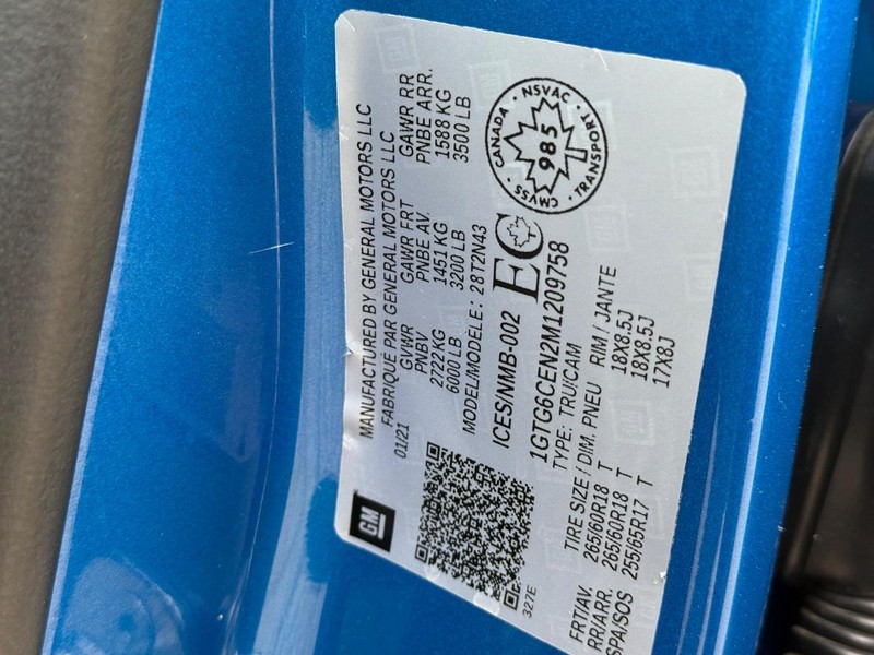 GMC Canyon Vehicle Full-screen Gallery Image 20