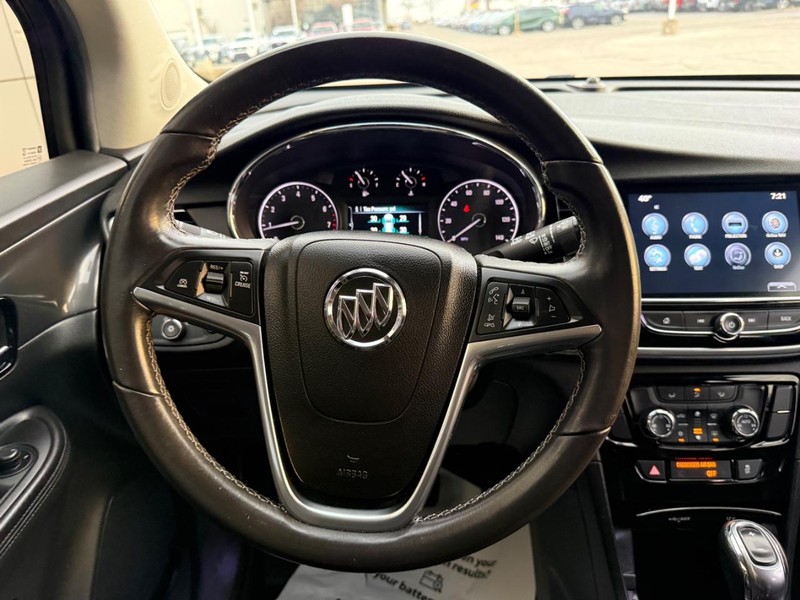 Buick Encore Vehicle Full-screen Gallery Image 14
