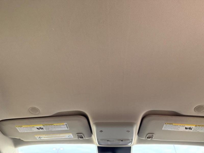 Buick Encore Vehicle Full-screen Gallery Image 15