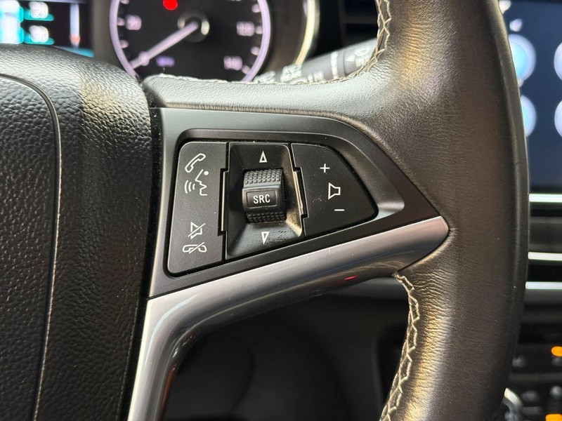 Buick Encore Vehicle Full-screen Gallery Image 21