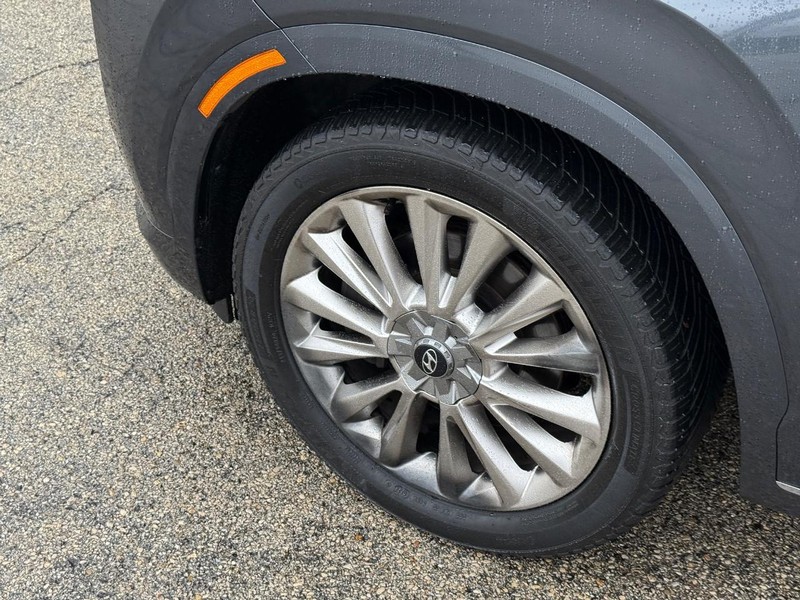 Hyundai Palisade Vehicle Full-screen Gallery Image 10