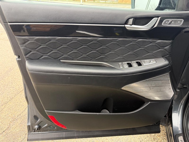 Hyundai Palisade Vehicle Full-screen Gallery Image 20