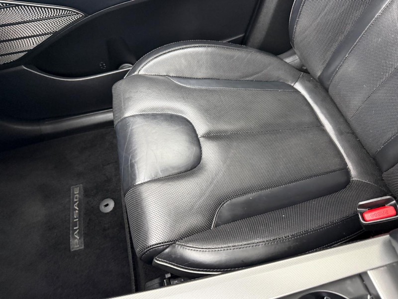 Hyundai Palisade Vehicle Full-screen Gallery Image 28
