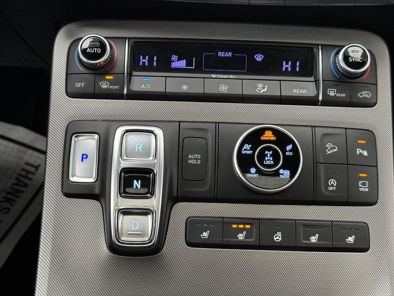 Hyundai Palisade Vehicle Full-screen Gallery Image 29